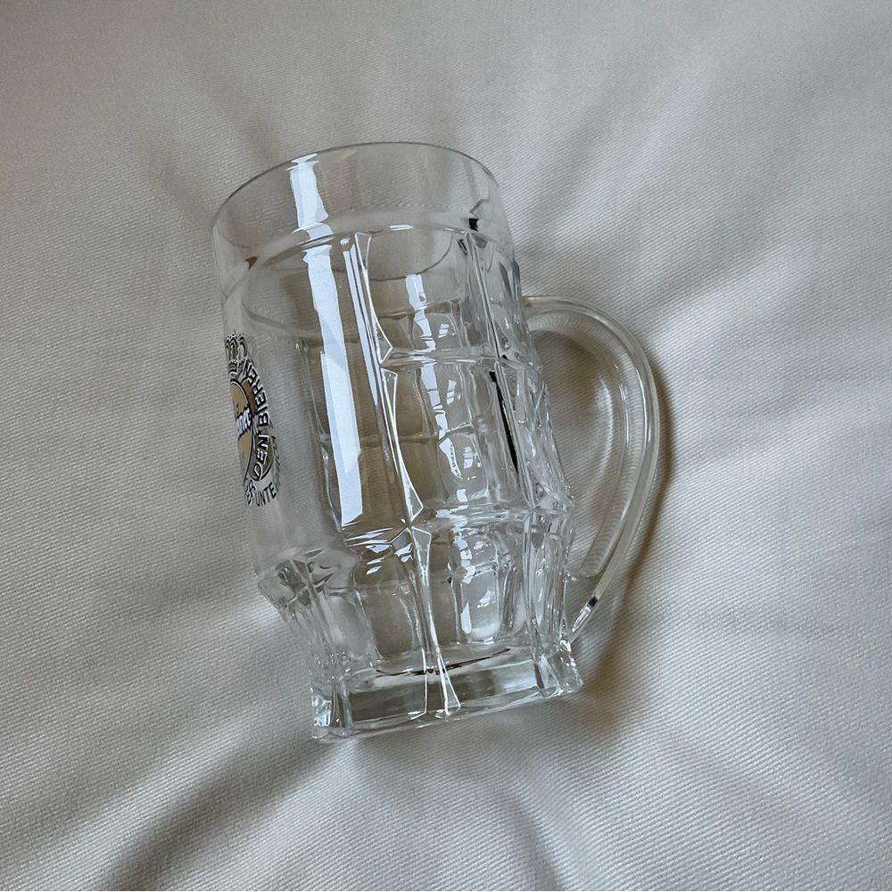 Warsteiner Beer Mug Premium Verum 0.5L Rare Barrel Look Glass Mug - Picture 3 of 5
